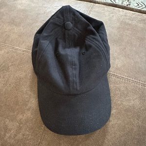 Aritzia TNA ‘Dad Baseball Cap’ NWT